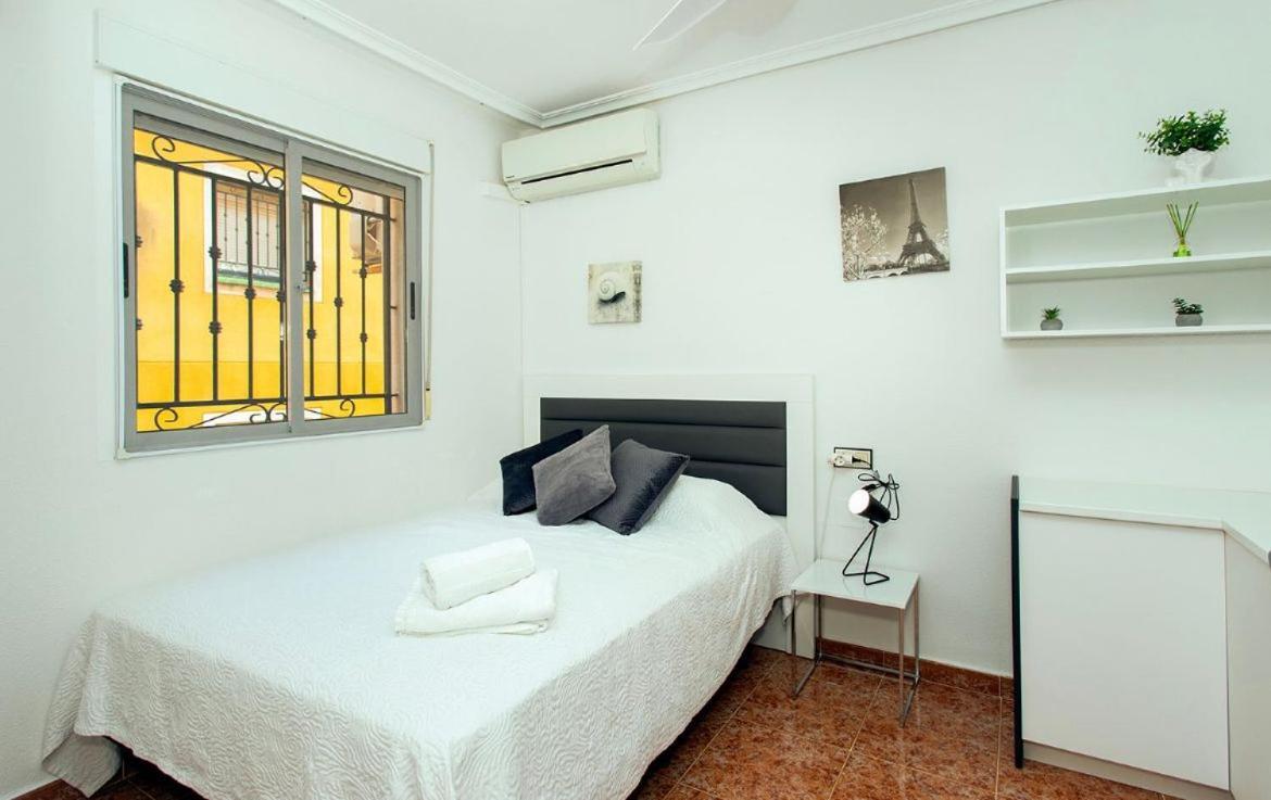 Bungalow La Herrada Los Montesinos Esterno foto