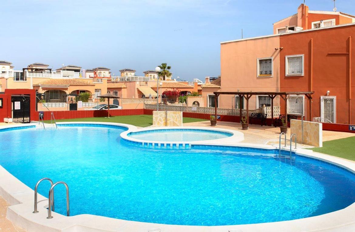 Bungalow La Herrada Los Montesinos Esterno foto